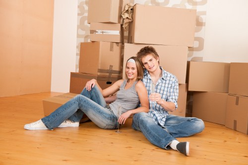 Local furniture pick-up service in Ravenscourt Park with residential access