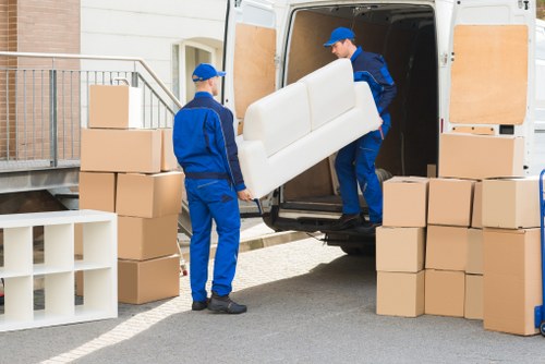 Packing support for a local moving job