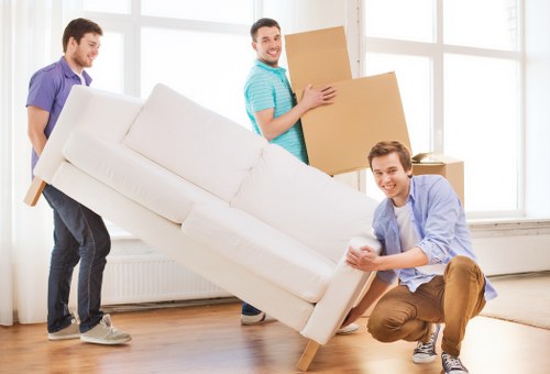 Local moving van arriving for a Ravenscourt Park property move