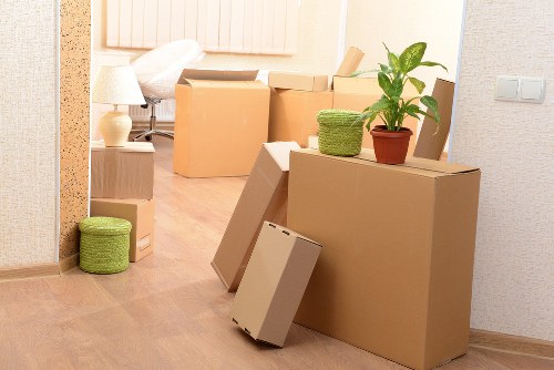 Office move preparation checklist and loading support in Ravenscourt Park